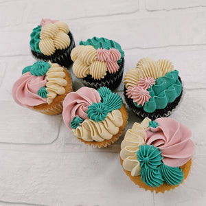 Christmas Pop Cupcakes