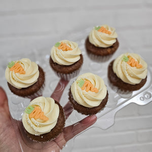 Carrot Cupcakes w/ Cream Cheese icing
