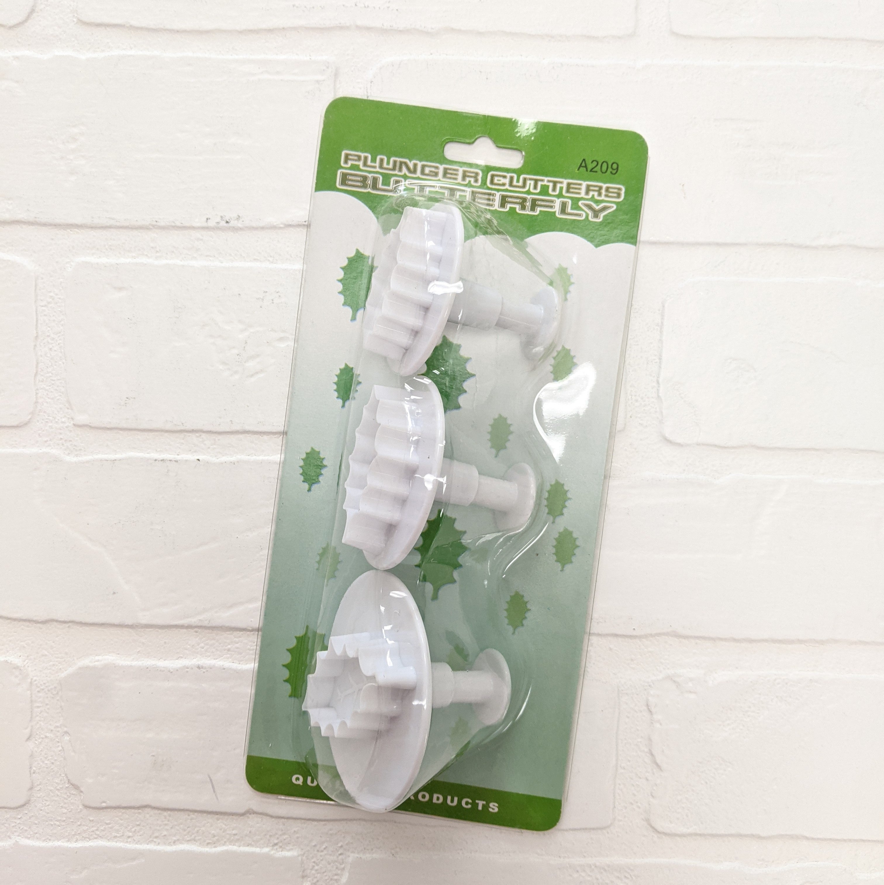 Holly Leaves Plunger Cutter
